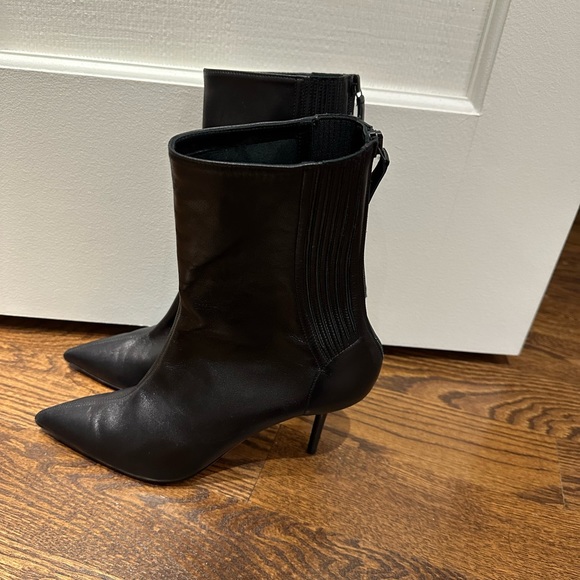 Aquazzura Saint Honore Pointed Toe Boots - Picture 2 of 4